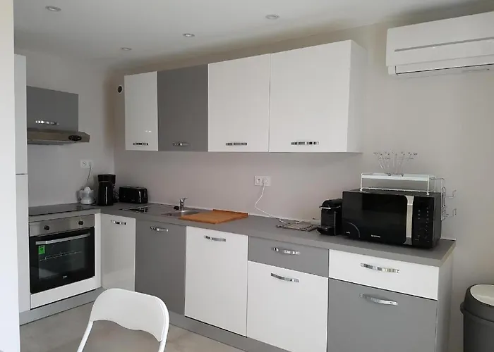 Apartment Cap Negre